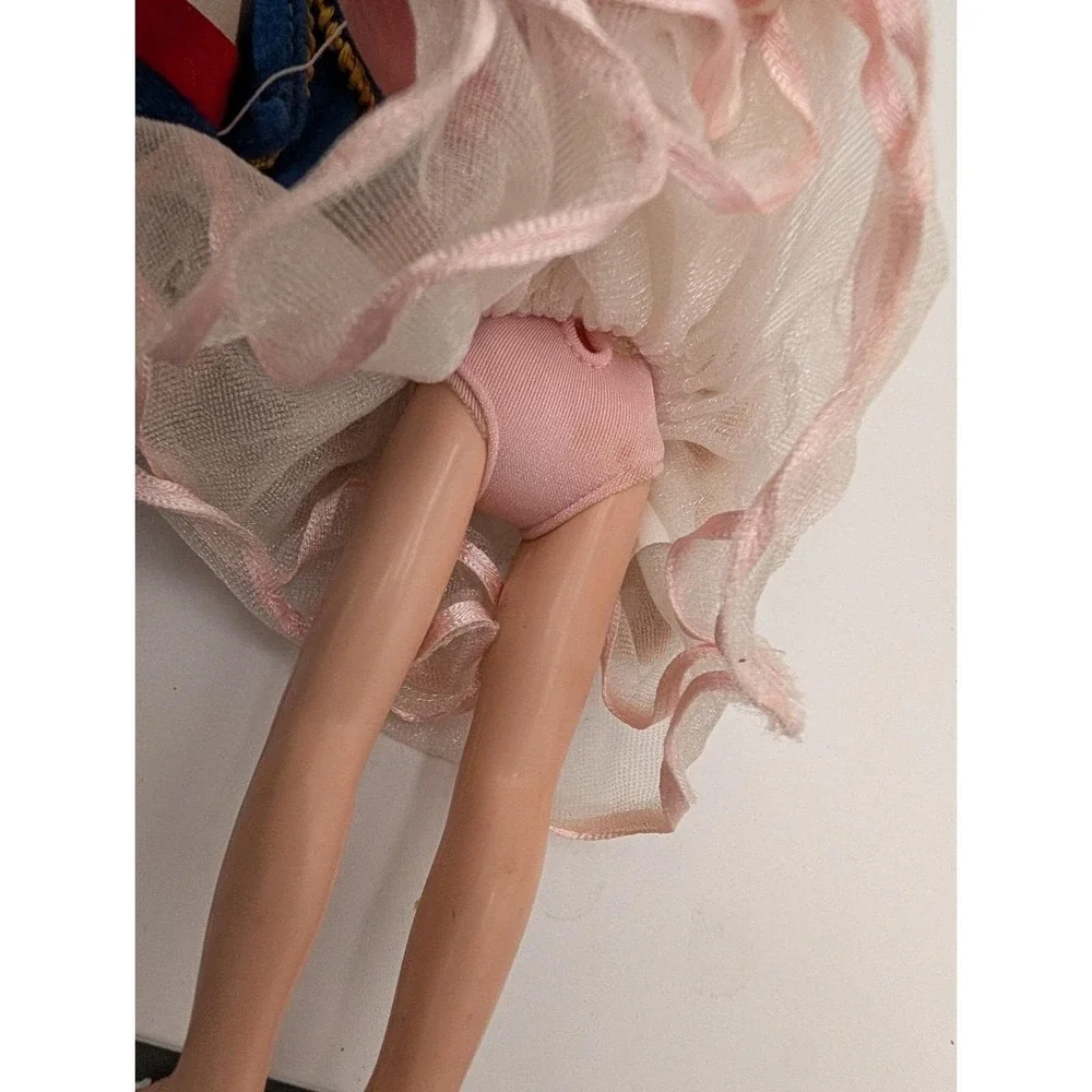 Eden‎ Madeline Friends Nicole Pepito Doll Figure Blue Robe Lot READ Has Issues